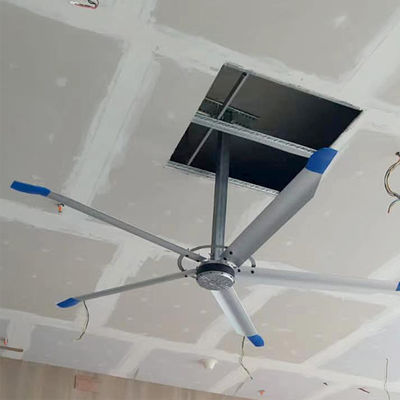 Goede prijs. Versatile 2,4 m 8FT borstelloze HVLS plafondventilator voor voedselwinkels en productie-installaties online