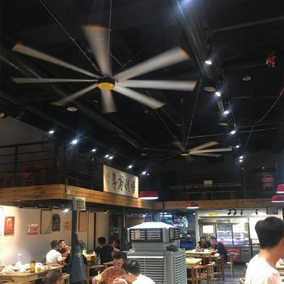 Goede prijs. 2.4m 8ft borstelloze HVLS plafondventilator voor magazijnen en commerciële plaatsen Onderhoud vrij online